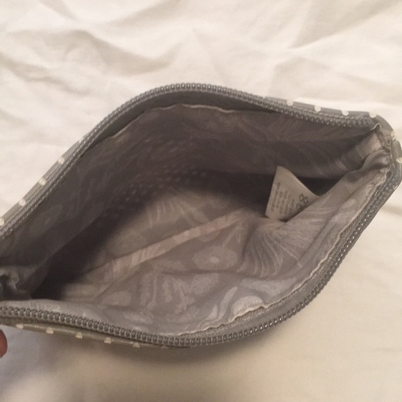 Honest beauty zippered pouch - Picture 4 of 9